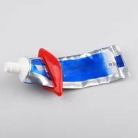 Toothpaste Tube Lip Style Squeezer Dispenser Toothpaste Clip Multi-Purpose Toothpaste Extruder for Bathroom Creative Accessories 2
