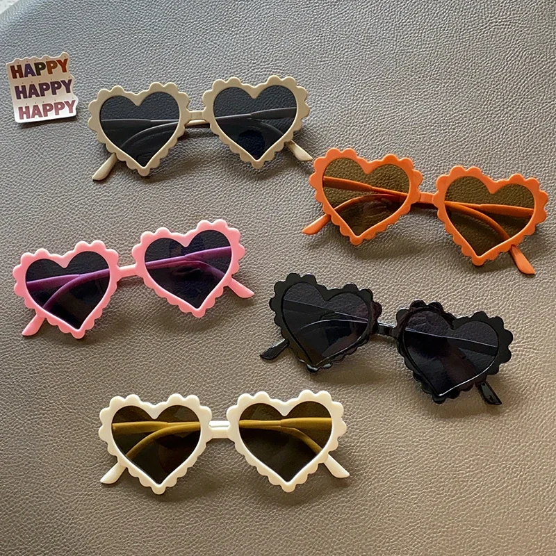 Children Classic Wave Heart UV400 Sunglasses Outdoor Girls Boys Vintage Colorful Protection