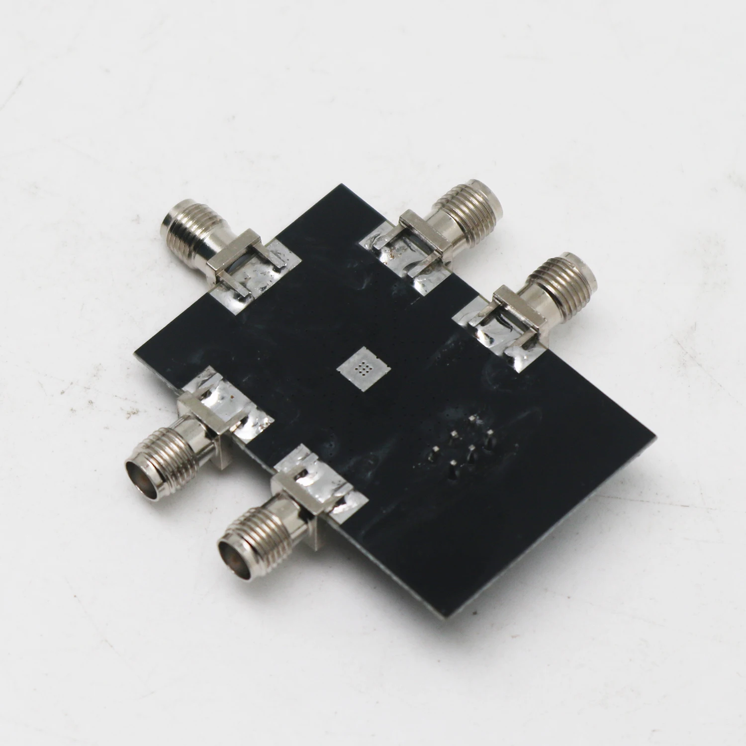 Module interrupteur RF SP4T HMC7992 0.1-6GHz SMA 50Ω pour RC