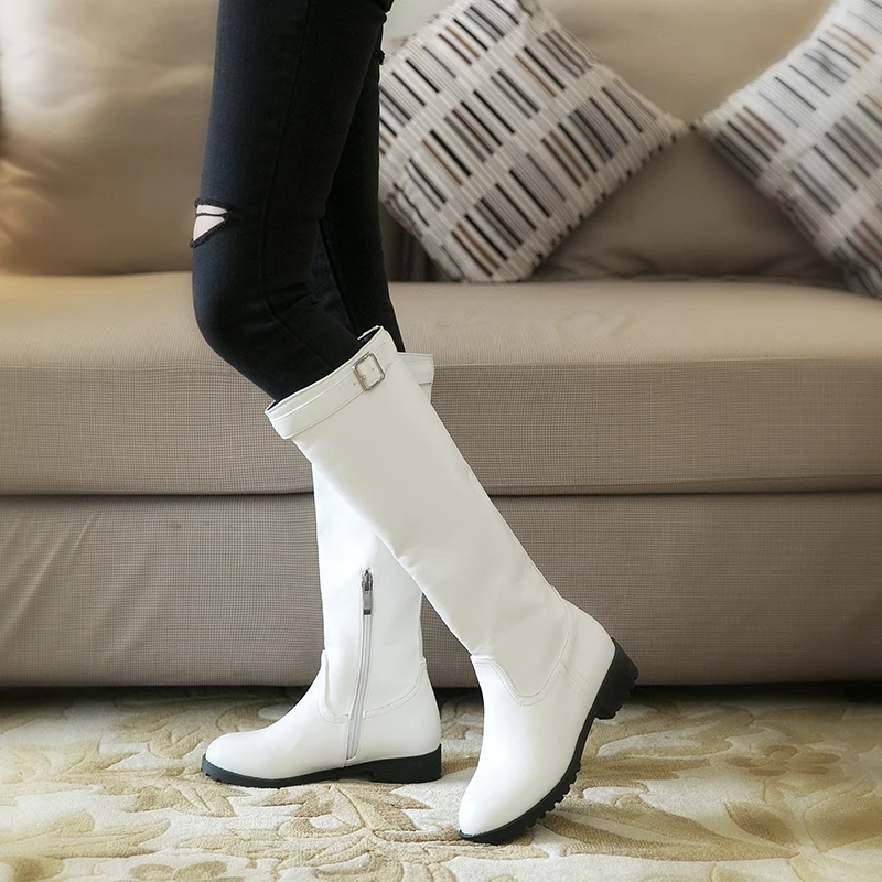 

2022 new Women knee-high boots plus size 22-30CM PU upper modern boots Vintage buckle side zip long boots platform boots