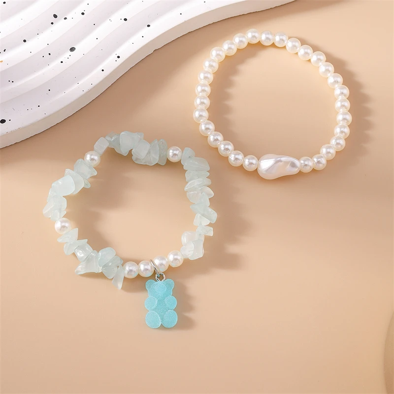 2-teiliges Set Bohemian Handgefertigte Imitationsperlen-Armbänder für Frauen Blauer Bären-Anhänger Armbänder Schmuck DIY Geburtstagsgeschenke