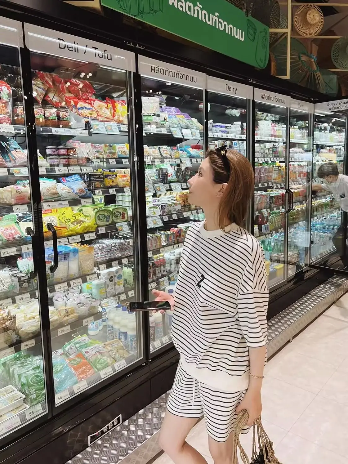 캐주얼 조깅 스포츠 정장 여성 투피스 세트 여름 패션 줄무늬 반팔 티셔츠 탑 와이드 레그 반바지 러닝 의류