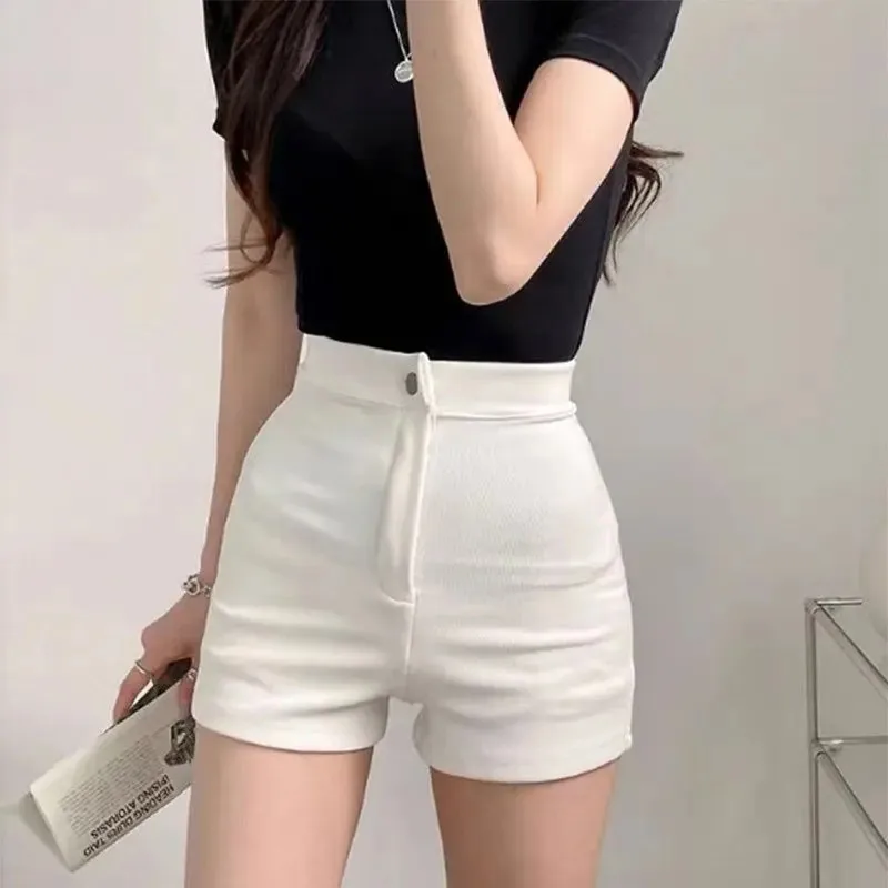 

Summer high waisted slim fit shorts for women in South Korea, tight and elastic with a three part hot pants for casual wear