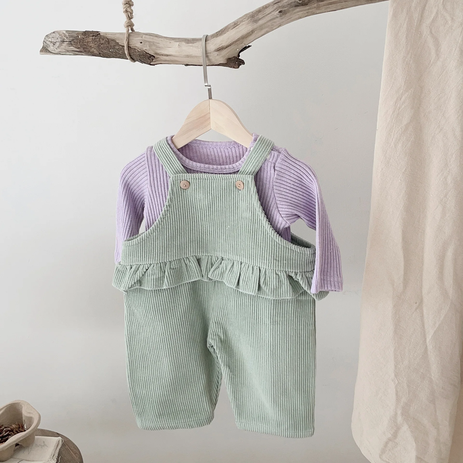 

2024 Spring Boy Girl Baby Knitted Ribbed Long Sleeve Bottoming Shirt Solid Infant Corduroy Overalls Fashion Kid Cotton T-shirt