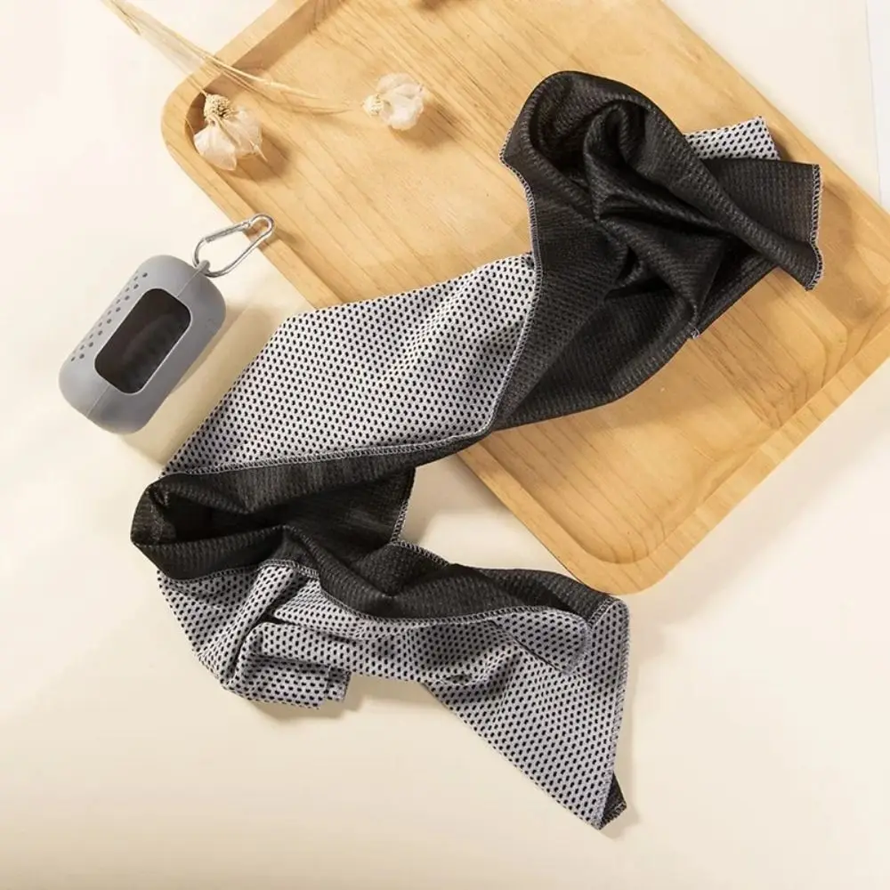 Microfiber Quick Dry Sports Towel for Fitness and Outdoor Activities