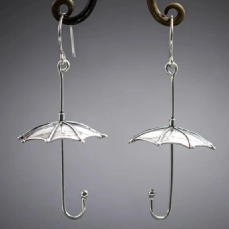 Vintage einzigartige silberfarbene Metallschnitzerei Regenschirm baumelnde Ohrringe für Frauen Schmuck
