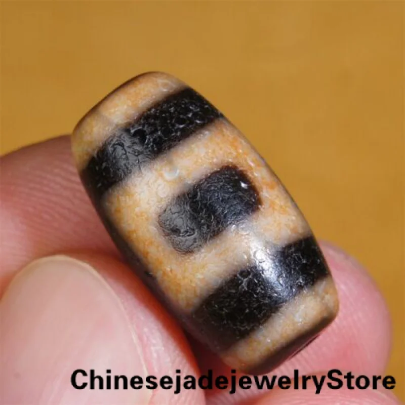 

Ancient Tibetan DZI Beads Old Agate Heaven Earth Totem Amulet Pendant GZI