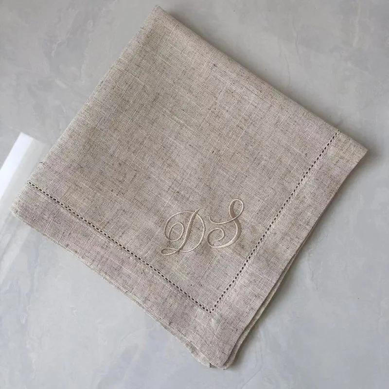 Personalized Letter Customization Embroidered Napkins Home Wedding Party 1piece cotton napkins,polyester napkins,satin napkins,disposable paper napkins,paper napkins,linen napkins