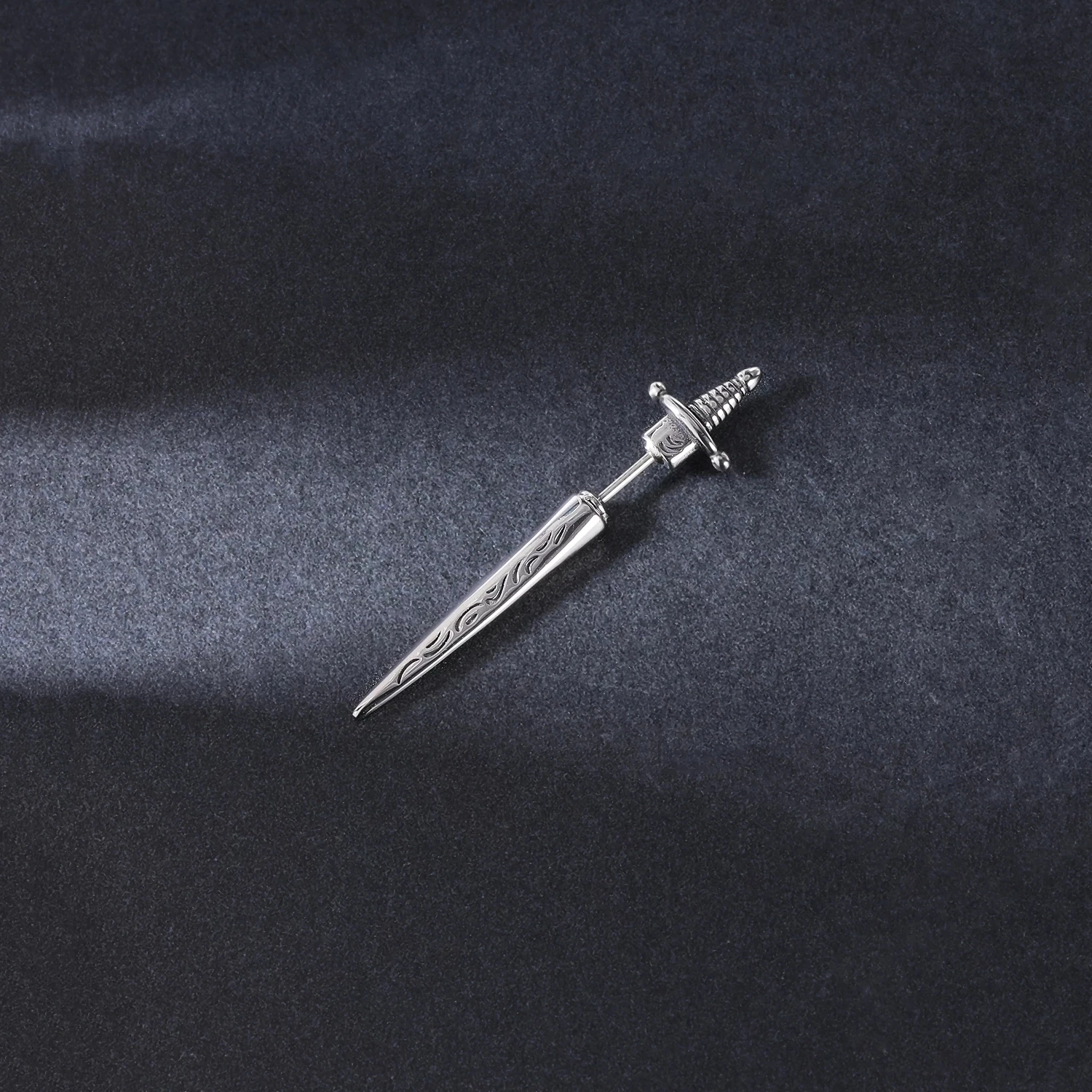 StoryMidir Aretes De Espada De Plata De Ley 925, Aretes De Aro Con Espada Colgantes, Aretes De Gota Góticos, Regalos Para Mujeres Y Hombres, Plata De Ley, No Es Una Piedra