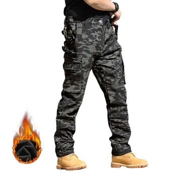 Men’s Fleece Lined Cargo Pants 1
