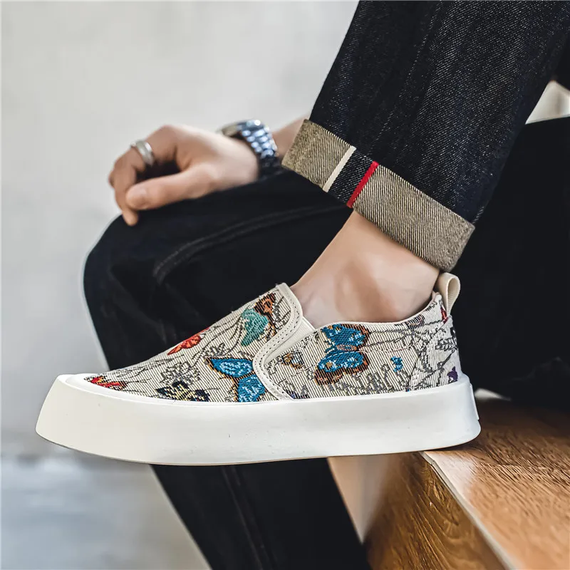 Summer Slip-on Men's Canvas Shoes Breathable Platform Vulcanized Sneakers Men Fashion Print Casual Loafers For Men Espadrilles