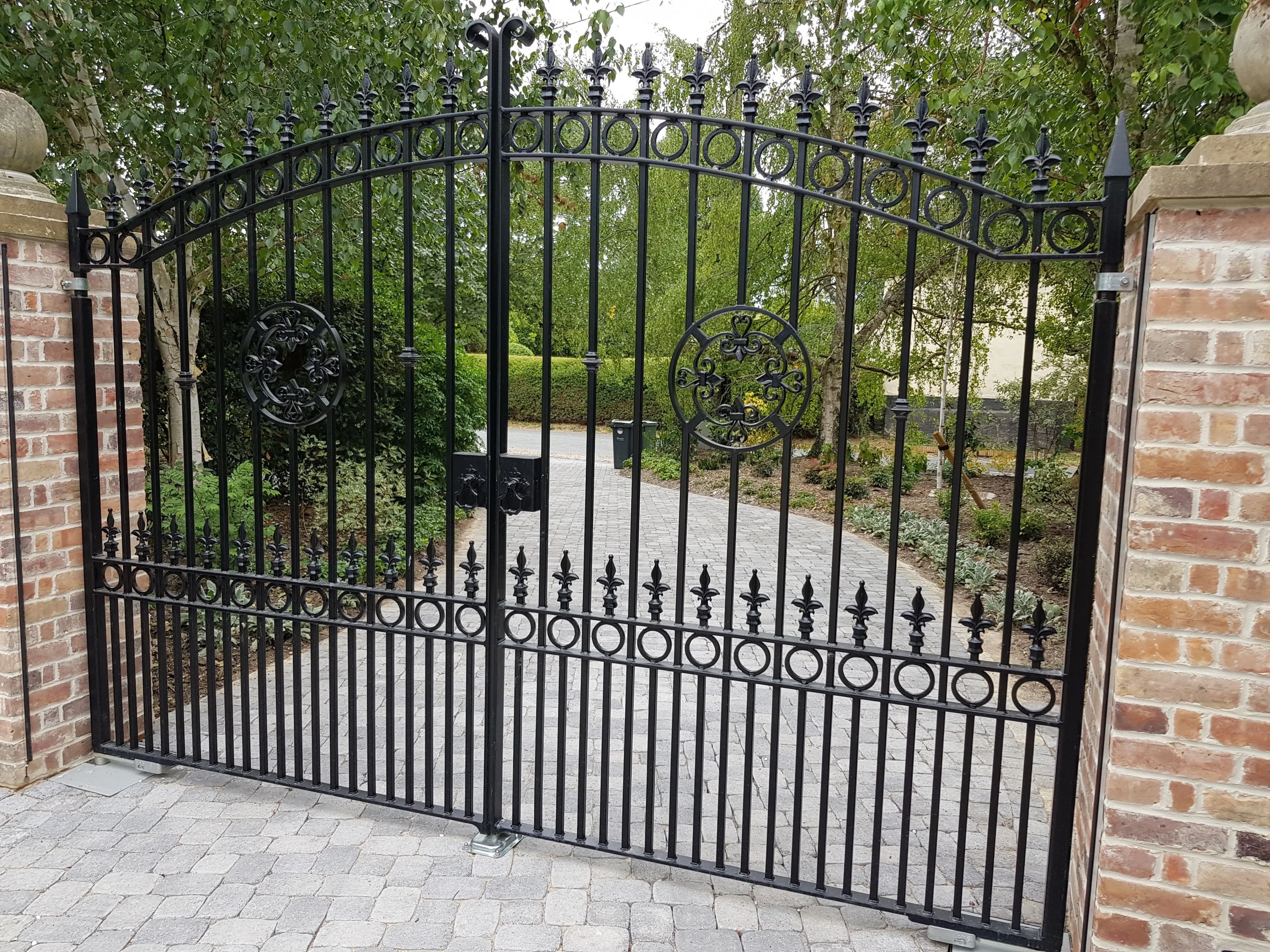 High Quality Wrought Iron Gate Design Door Iron Gate Design Wrought Iron Gate 4