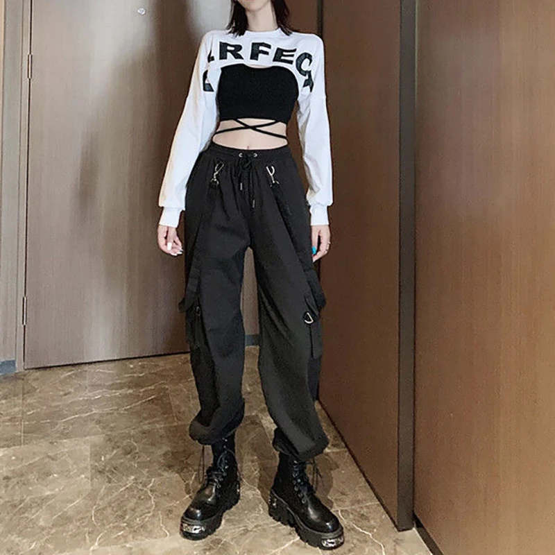 Emo Crop Top Celana Kargo Hitam Pakaian Gadis Pakaian Alt Seksi
