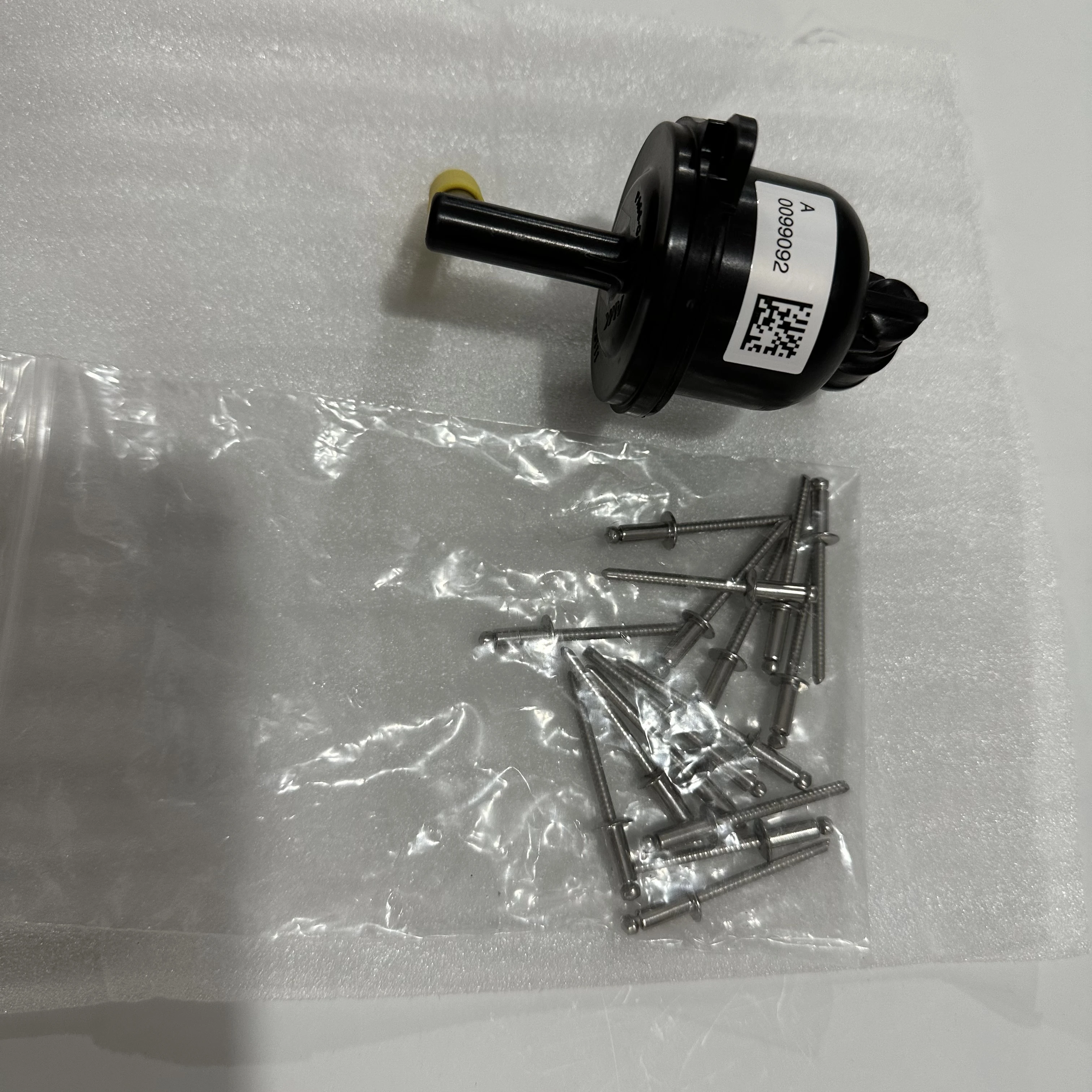 LR140035 LR121262 LR095836 Air pump silencer valve FOR LAND ROVER AIR SUSPENSION EXPANSION CHAMBER RANGE ROVER SPORT