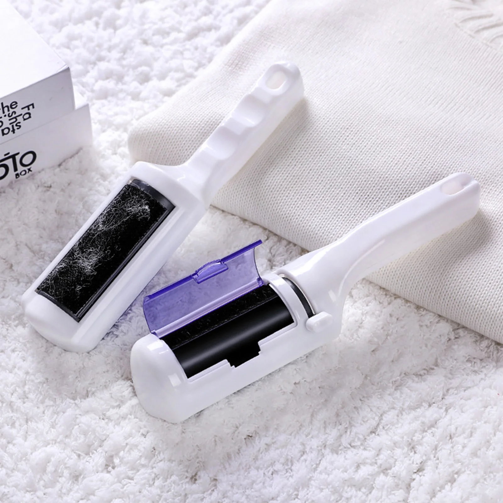 Carpet Floor Sweeper Electrostatic Carpet Floor Sweeper Brush Handheld Sofa Cleaning Roller for Bed Fluff with Trash Collector Household Cleaner