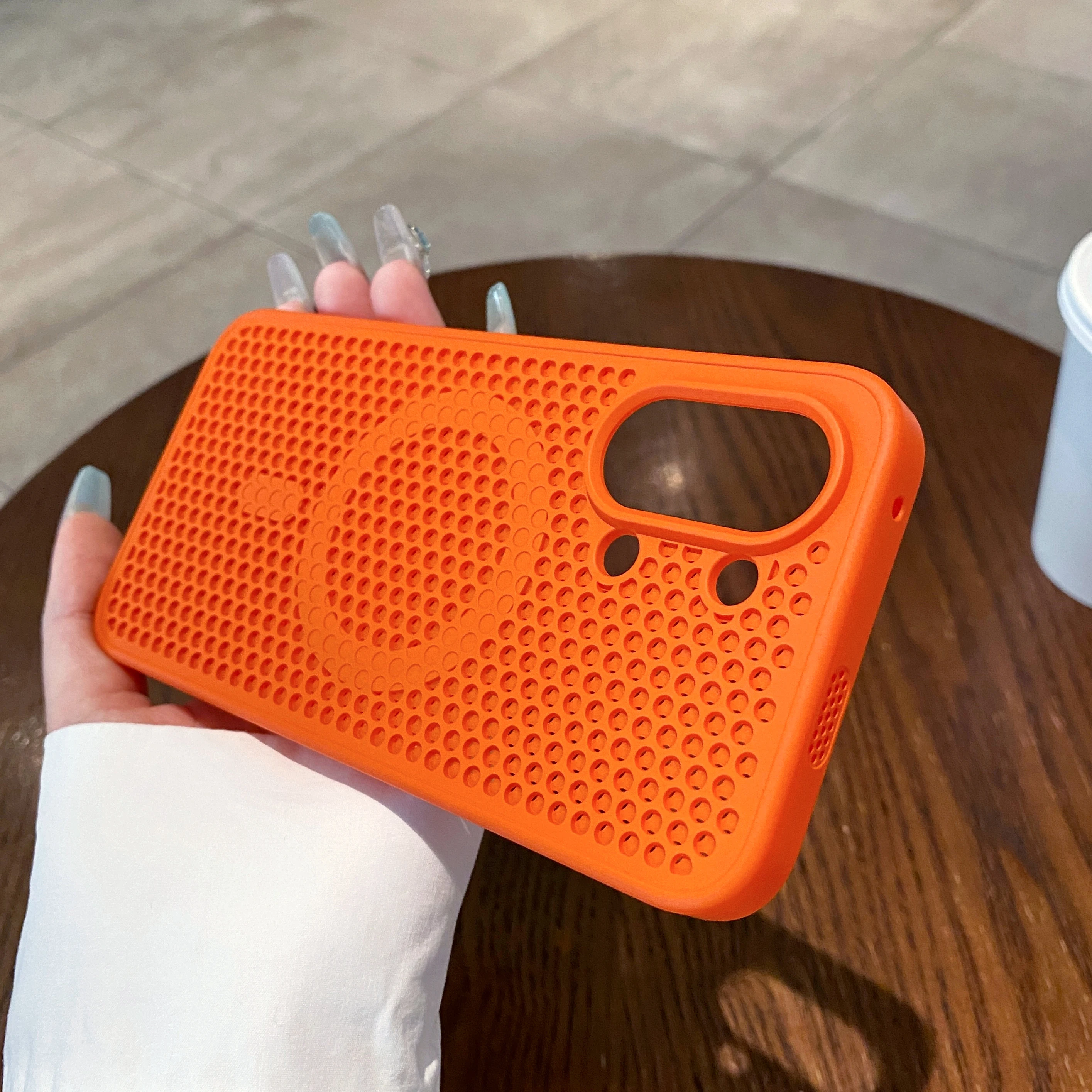 Enhanced Heat Dissipation Mesh Protective Case - Ultra Slim Hard Back Cover