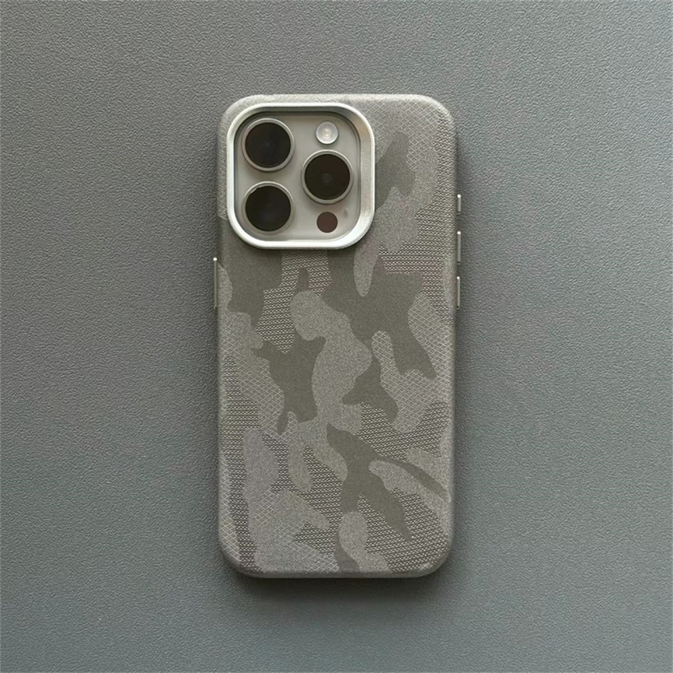 Luxury Camouflage Leather Shockproof Armor Magnetic Case For iPhone 16 Pro 15 14 13 12 Pro Max MagSafe Wireless Charge Cover