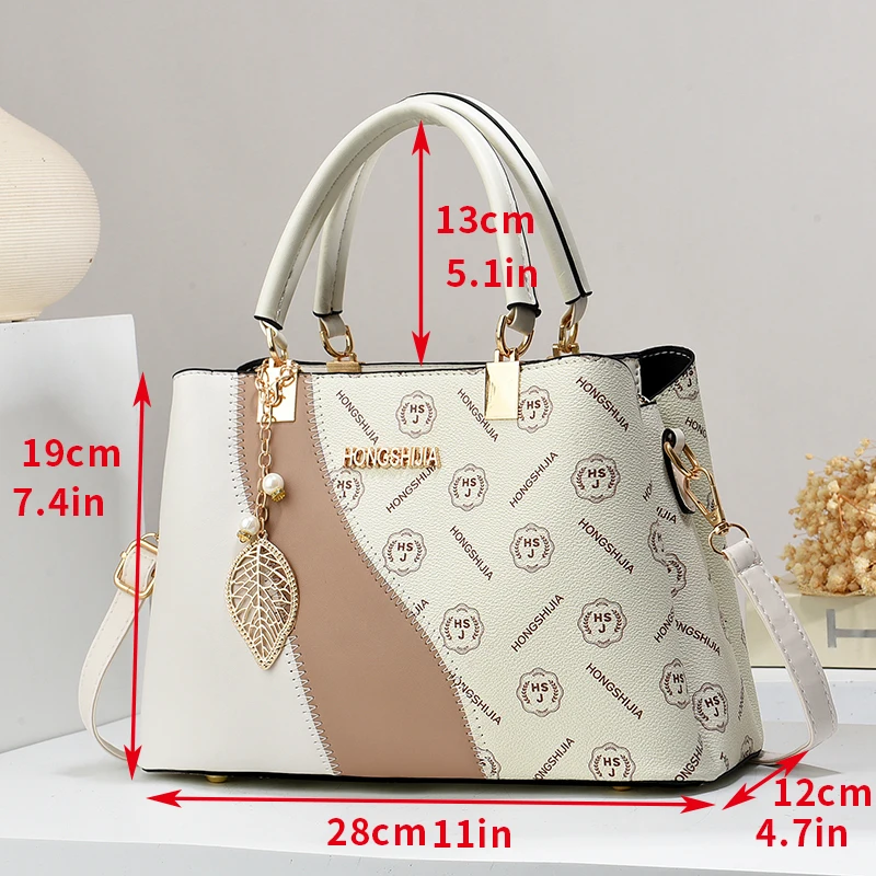 حقيبة يد نسائية أنيقة، بتصميم كروس مطبوع، تتميز بس...