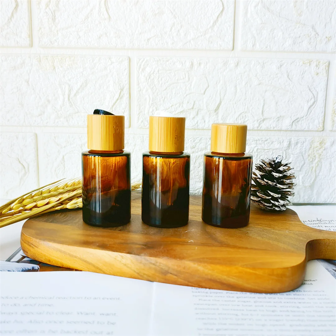 

Янтарная плоская Наплечная стеклянная бутылка, многоразовая пустая Косметическая банка с откидной крышкой и винтовой крышкой, тонер, лосьон для душа, гель для шампуня 30 мл