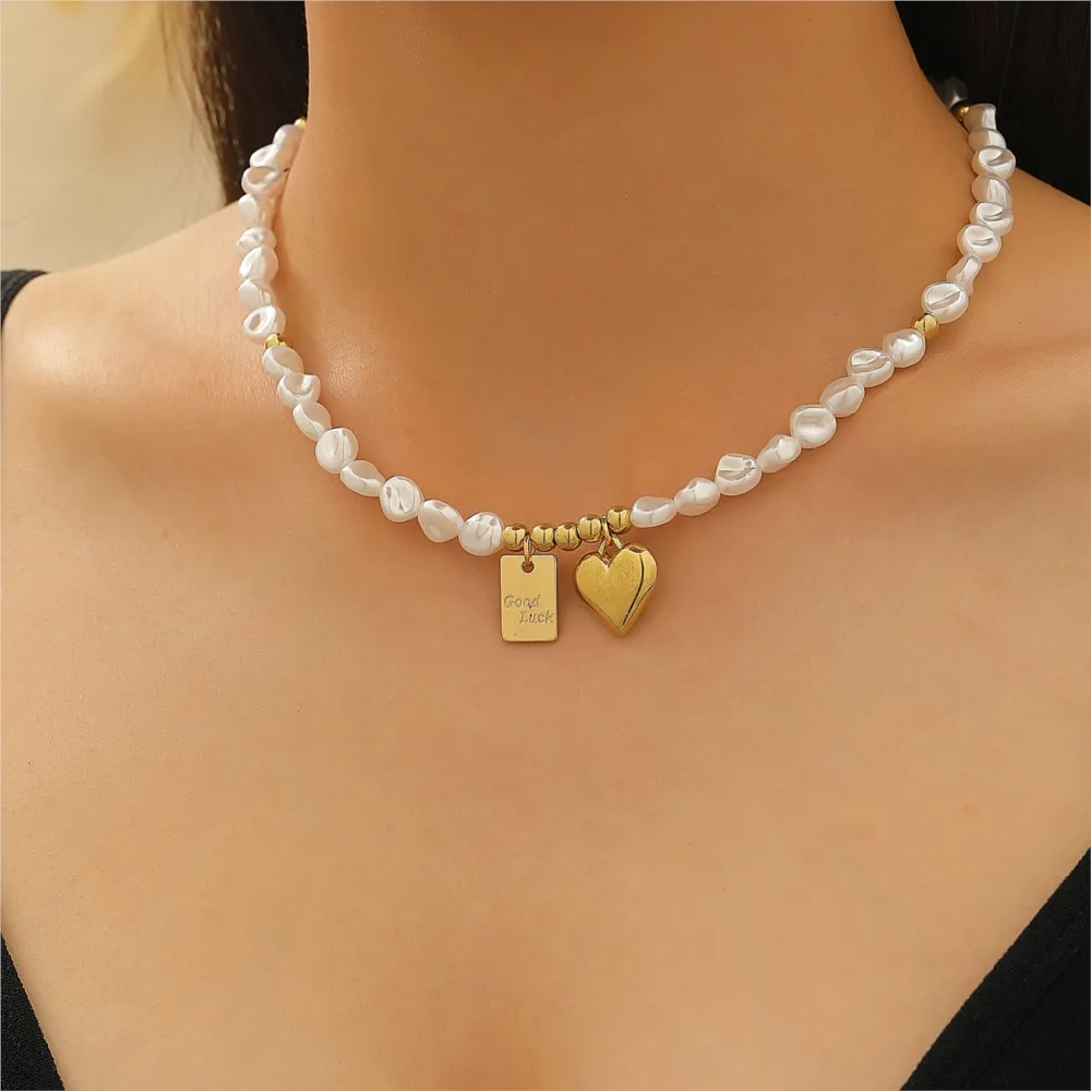2pcs/Set Lucky Love Square Card Lucky Letter Pendant Jewelry Set for Women Retro Baroque Pearl Necklace Bracelet Jewelry Gifts