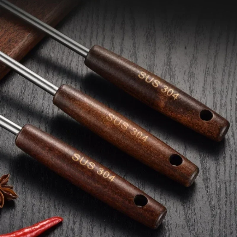 طقم أدوات مطبخ من الفولاذ المقاوم للصدأ 304 بمقبض خشبي، مجرفة، مصفاة، ملعقة شوربة، ملعقة أرز، ملعقة، أواني الطبخ