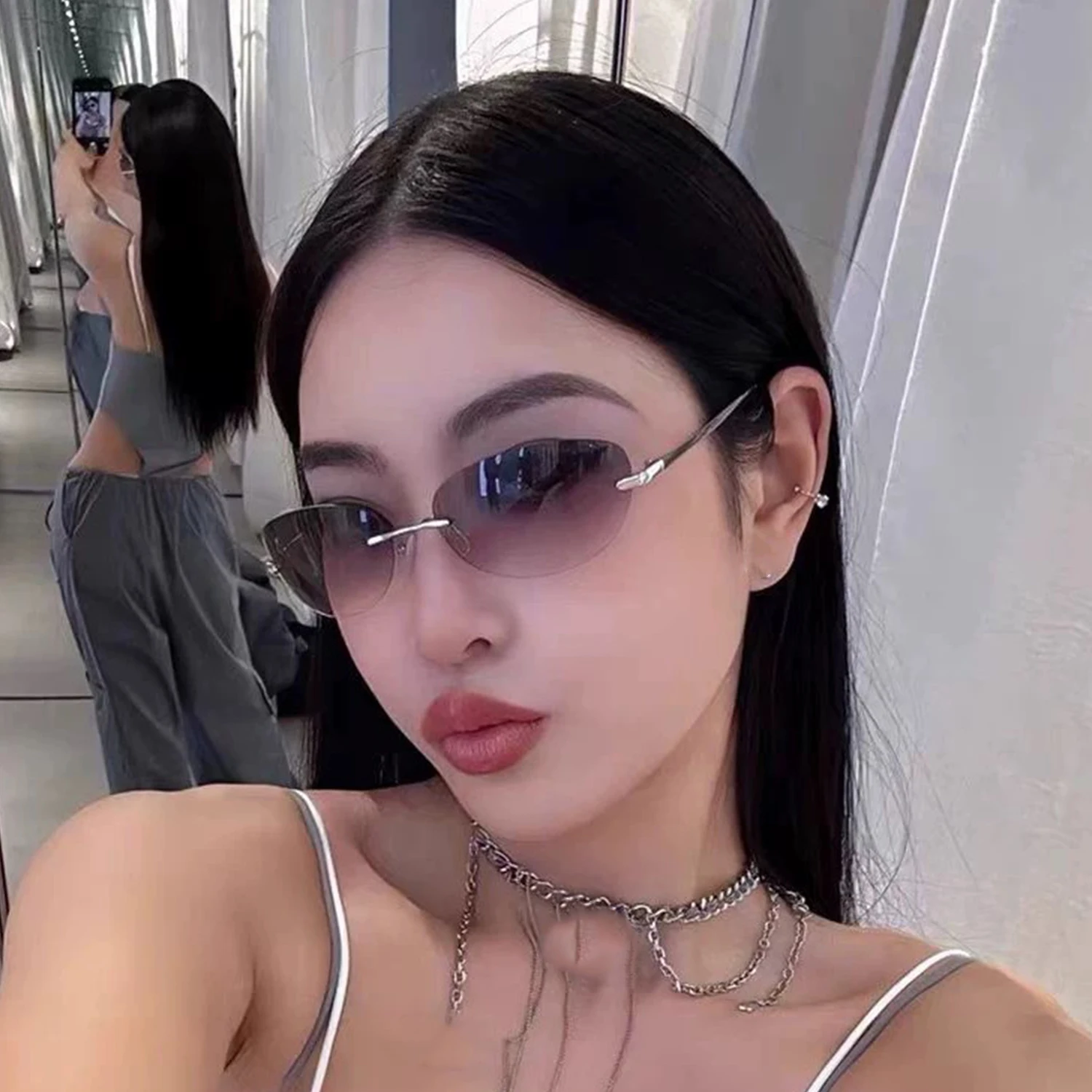 Fashion Luxury Small Frame Oval Rimless Cat Eye Sunglasses Vintage Y2K Sun Glasses UV400 Gradient Shades Eyewear for Women Men