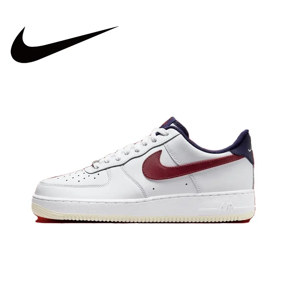 thumbnail image 1 of Pantalones cortos Nike Air Force 1 07 de cuero neutro estilo retro de caña baja, 1 of 5
