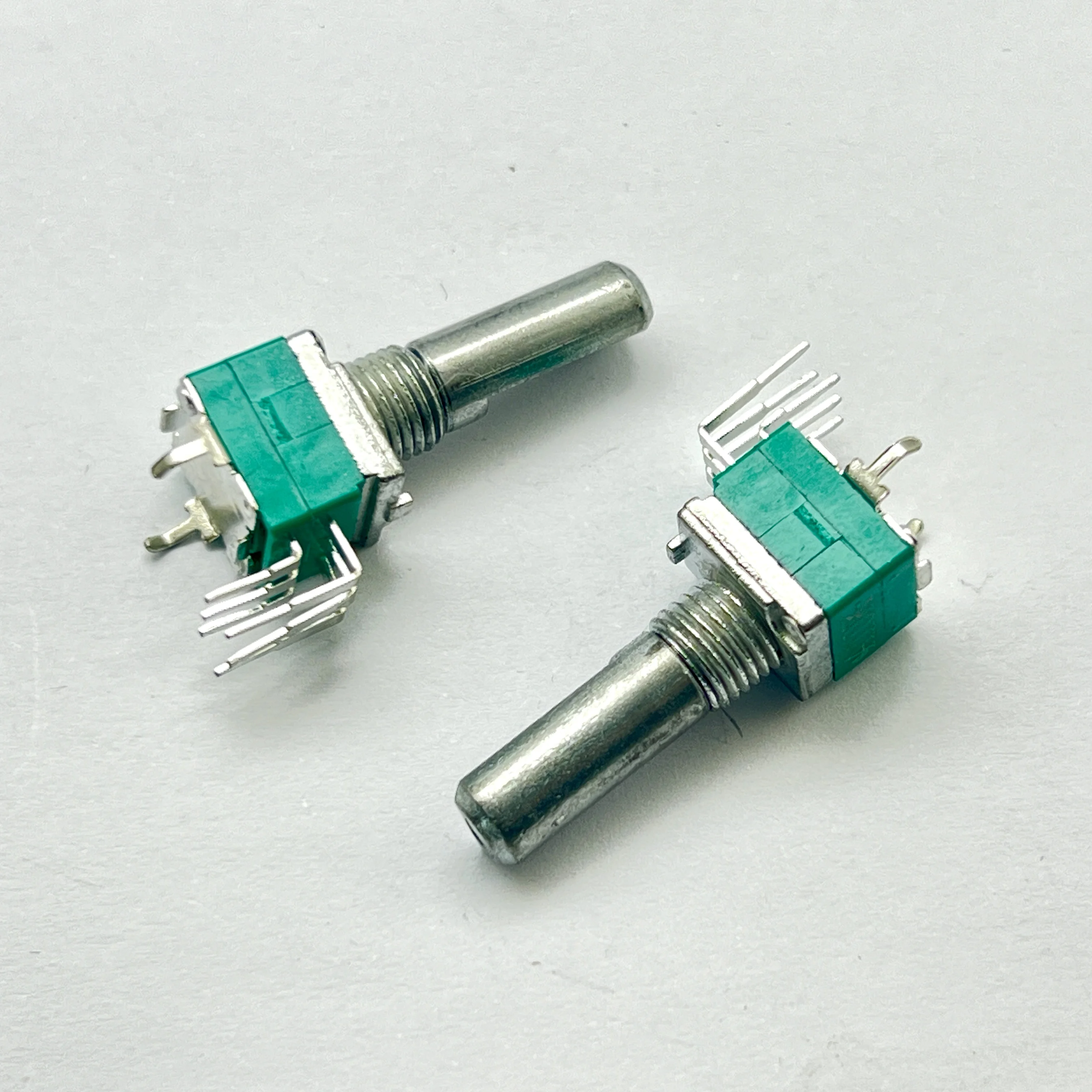 1 piece RK097 precision potentiometer dual A10K mixing console DJ handle length 20mm