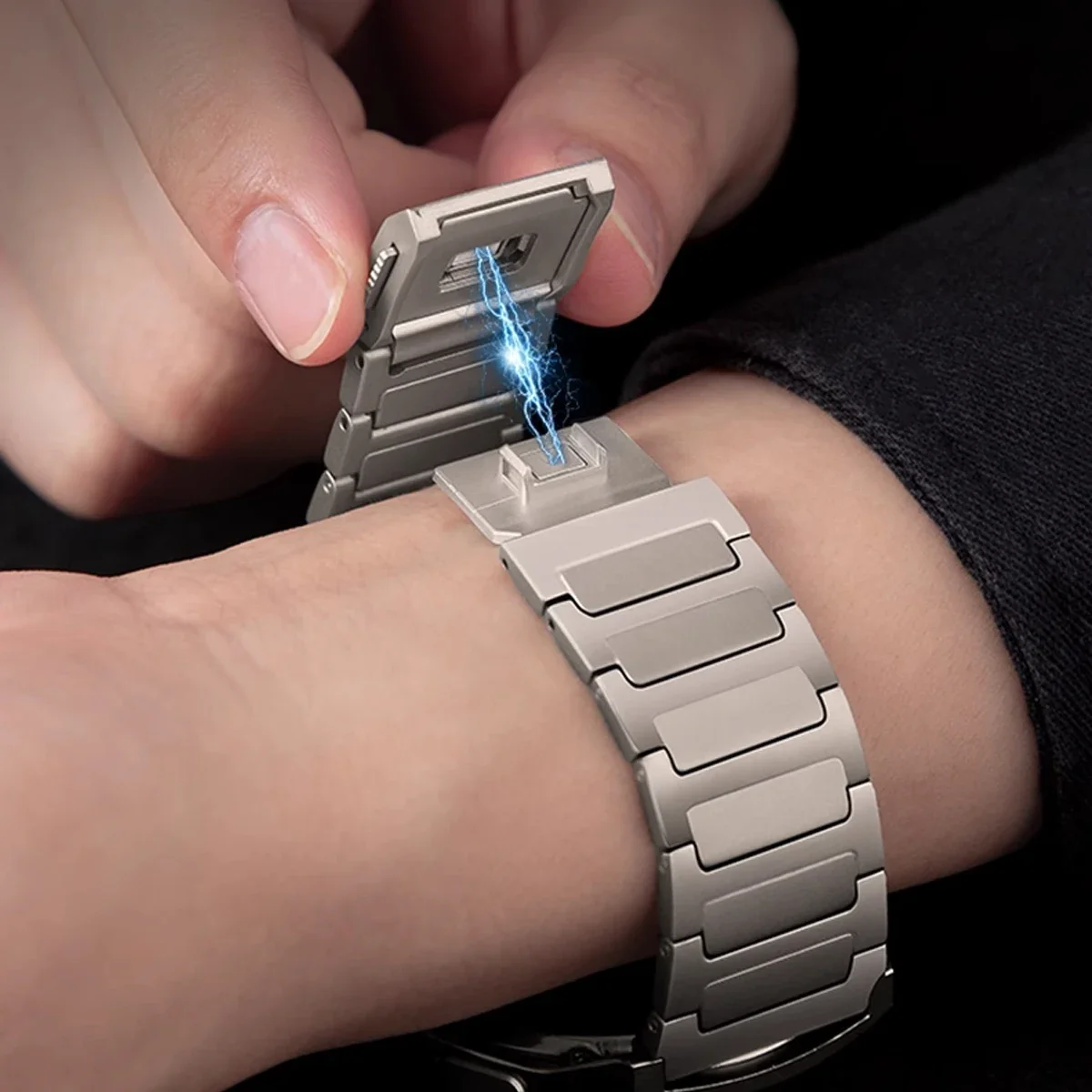 Titanium Magnetic Buckle Metal Bracelet Strap