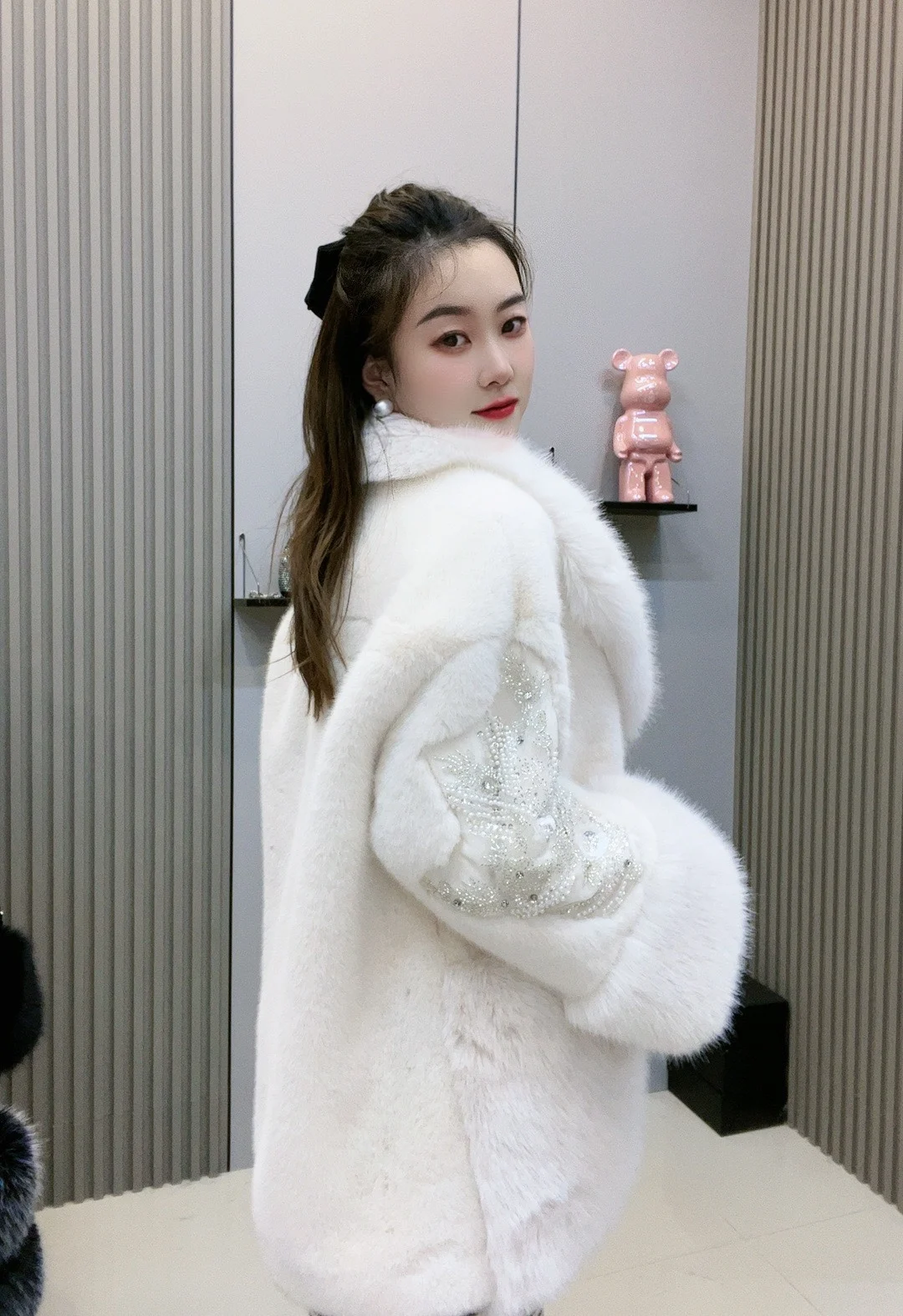 Sweet Cute French Retro Buckle Women's Faux Fur Coats Winter Fashion Solid Color Long Sleeve Elegant Mixed Fur Coat for Ladies