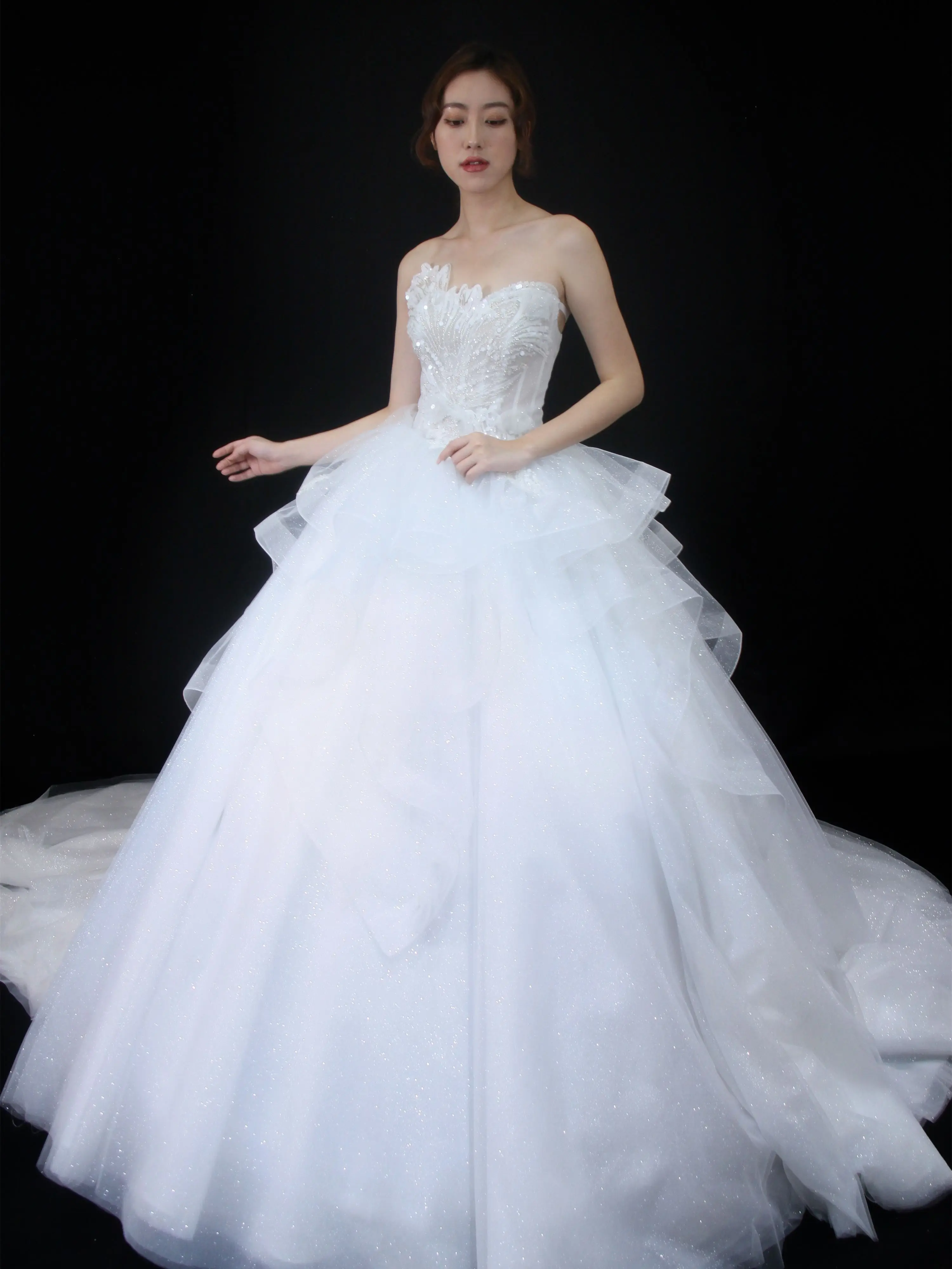

Latest Beautiful Appliqued Beaded White Wedding Dress