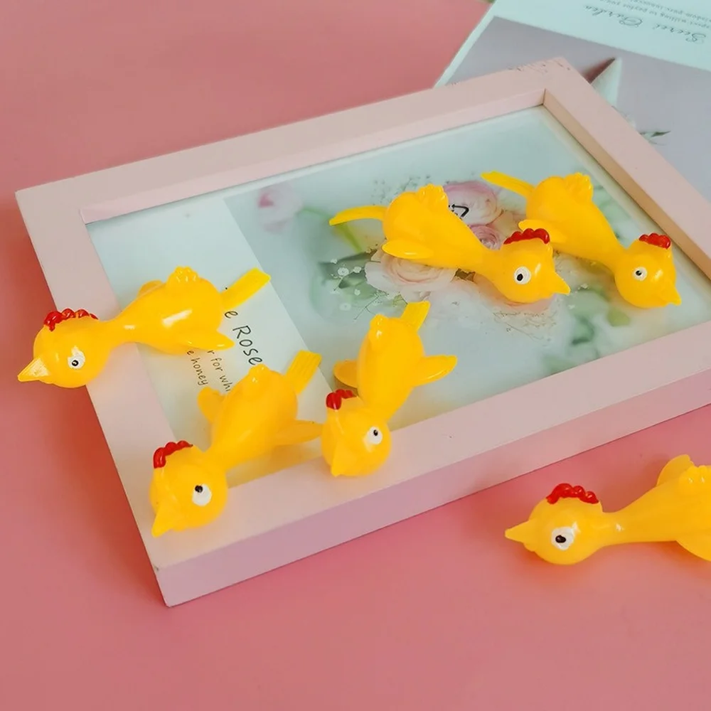 Stress Relief Toys 5-15pcs Slingshot Rubber Chicken Finger Toys Flingers Stretchy Shoot off Turkey Novelty Assorted Stress Reliever Kids Adult Toys