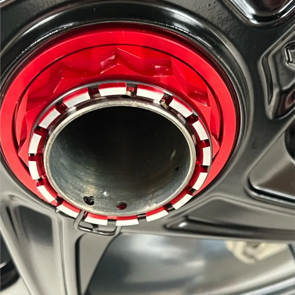 Per Ducati V4 1098 1198 1199 1299 Panigale Multistrada 1200 Diavel StreetfighterV4 / 1098 / 848 Dado per Asse Ruota Posteriore Moto