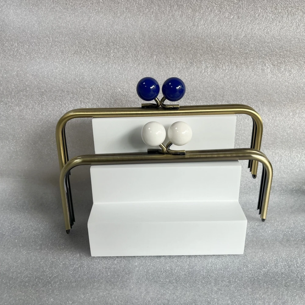 22 Or 24cm Kiss Lock Antique Bronze Big Ball Claps Metal Purse Frame Wholesale Bag Accessories Wallet Parts Plastic Candy Color