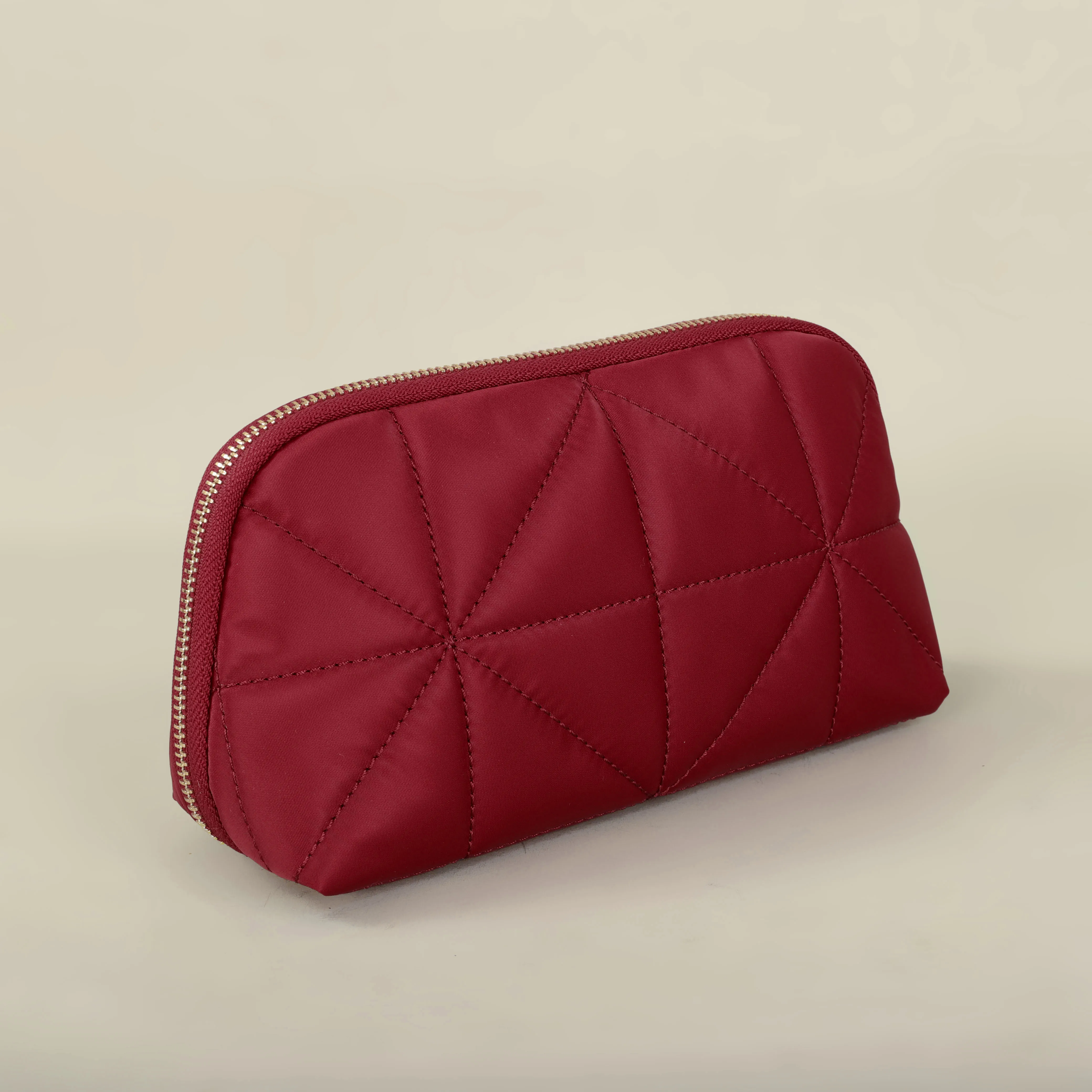 Portable waterproof nylon handbag