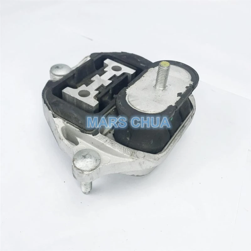 Automobile Front Drive Unit Rubber Bearing Motor Bracket Gearbox Bracket 8K0399151BD Is Suitable for Audi A4 A5 Q5 engine mount bracket