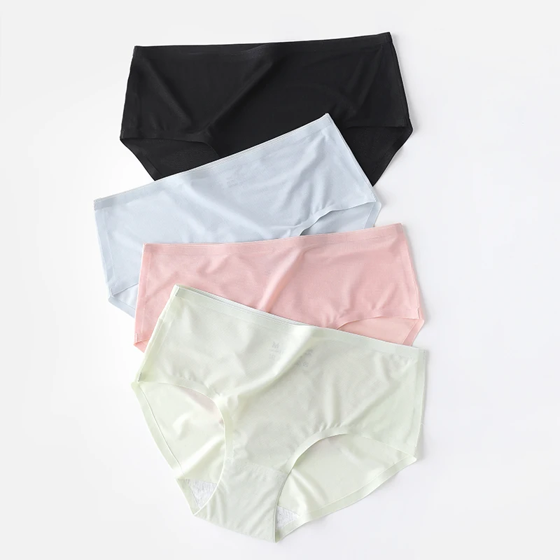 Women's Panties Quick-dry Traceless Briefs Mid Waist One Piece Female Underwear Ice Silk Briefs Seamless Large Size Underpants