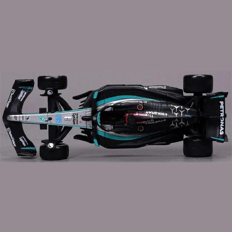 Bburago 1:43 W15 Mercedes-AMG F1 Team Formula Die Cast Car Model Competition vehicles Model Car Racing Toys 44# Hamilton 5