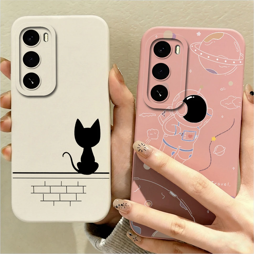 Cute Astronaut Cartoon Soft Silicone Shockproof Phone Case in Smooth Finish