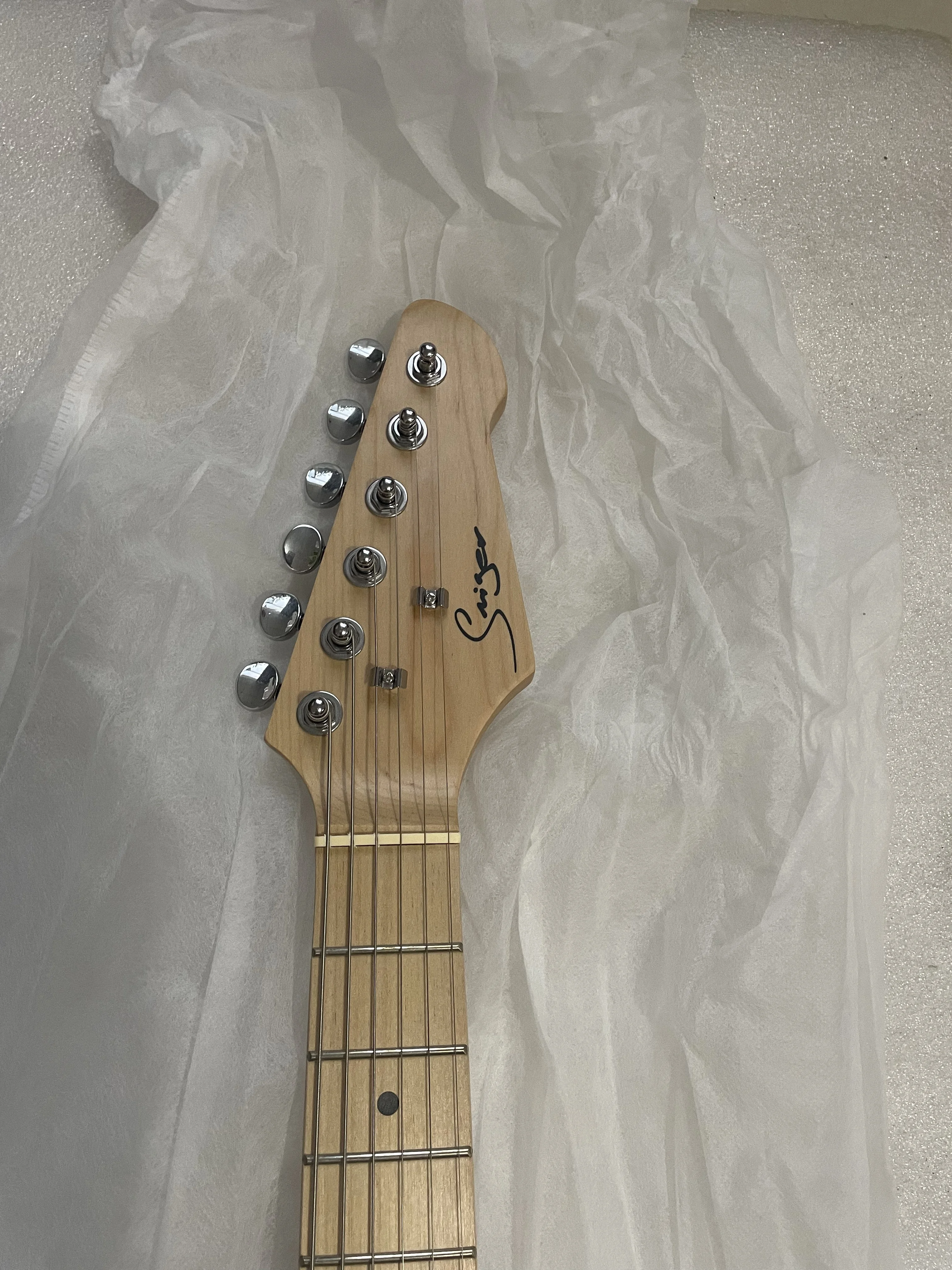Professional Mini Electric Guitar for Children 6 Strings Music Travel Custom S T