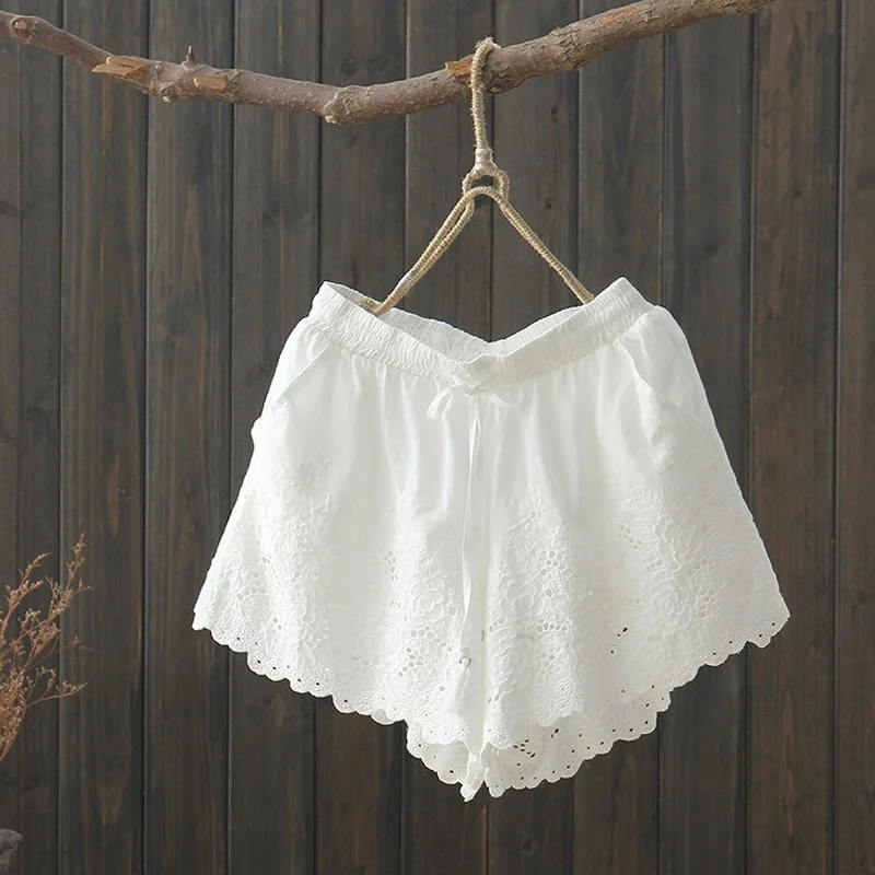 

Summer Women Elastic Waist Hollow Out Embroidery Lace Linen Cotton Shorts Ladies Wide Leg Loose Shorts Japanese Mori Girl Style