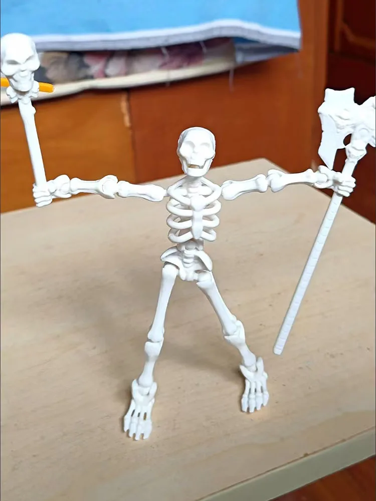 Realistic Skeleton Figurines with Movable Joints and Accessories - Ideal