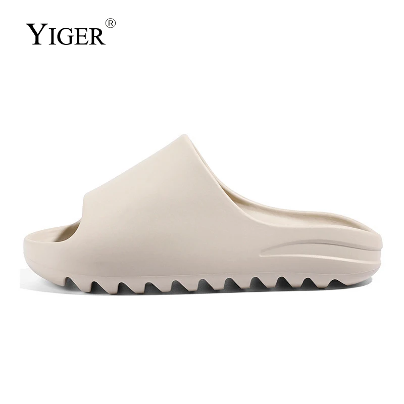 

YIGER Men's yeezi slippers men's summer outer wear non-slip Deodorant stepping on shit trend thick bottom casual sandals EVA2023