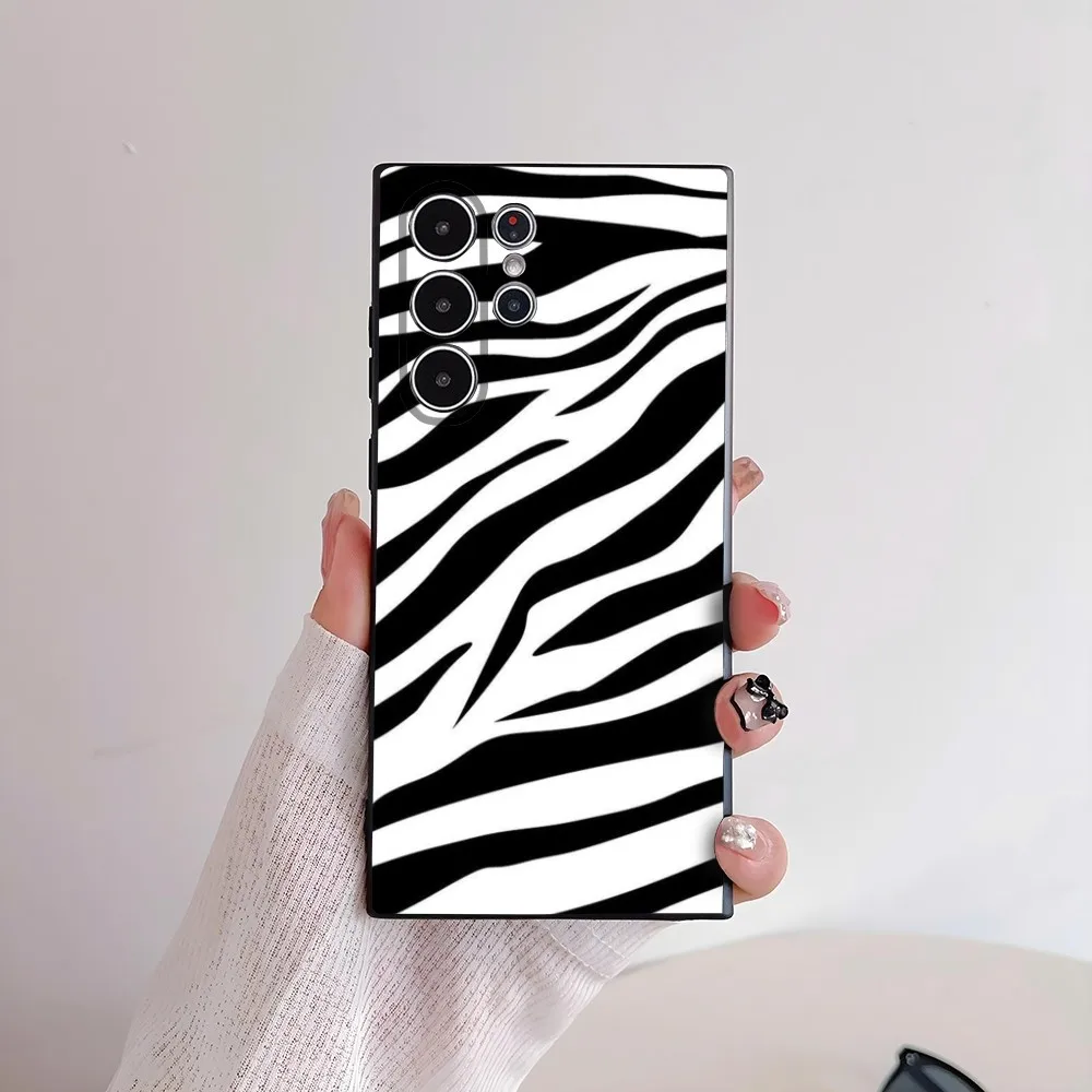 Luxus Zebra Streifen Kunst Handyhülle für Samsung Galaxy S25 S24 S22 S23 Ultra S21 S20 Plus Frosted Non-Slip Full Cover Soft Case – Detail 5