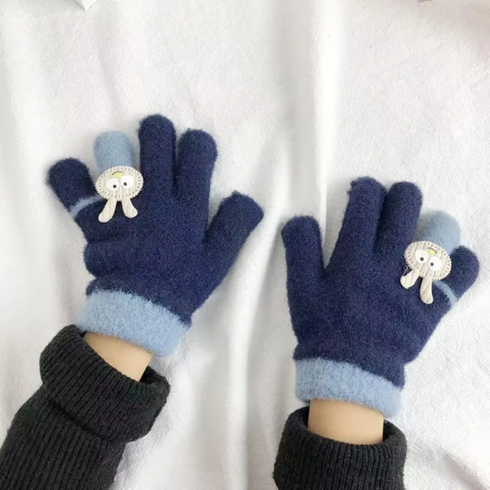 High Quality Cute Winter Gloves Warm Unisex Rabbit Gloves Five Finger Gloves for 2-6 Years Old Boys and Girls