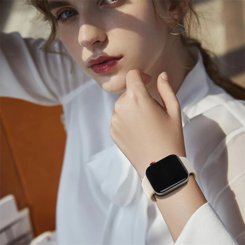 Silicone Sport Replacement Strap - Adjustable Smartwatch Bracelet