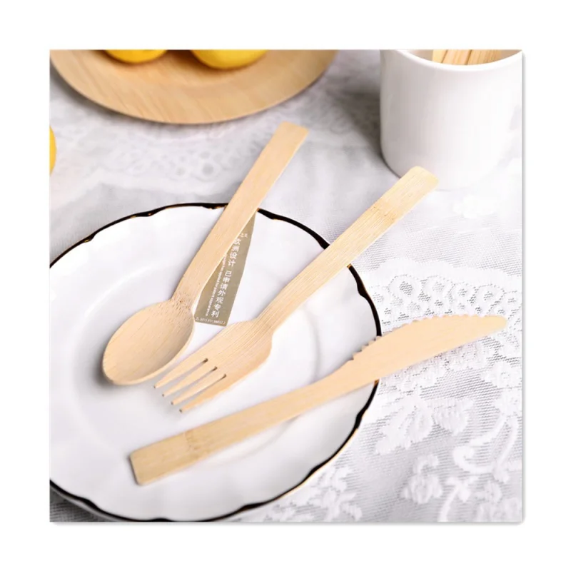 Eco-friendly travel bamboo cutlery set: High-quality disposable knife, fork & spoon for on-the-go dining