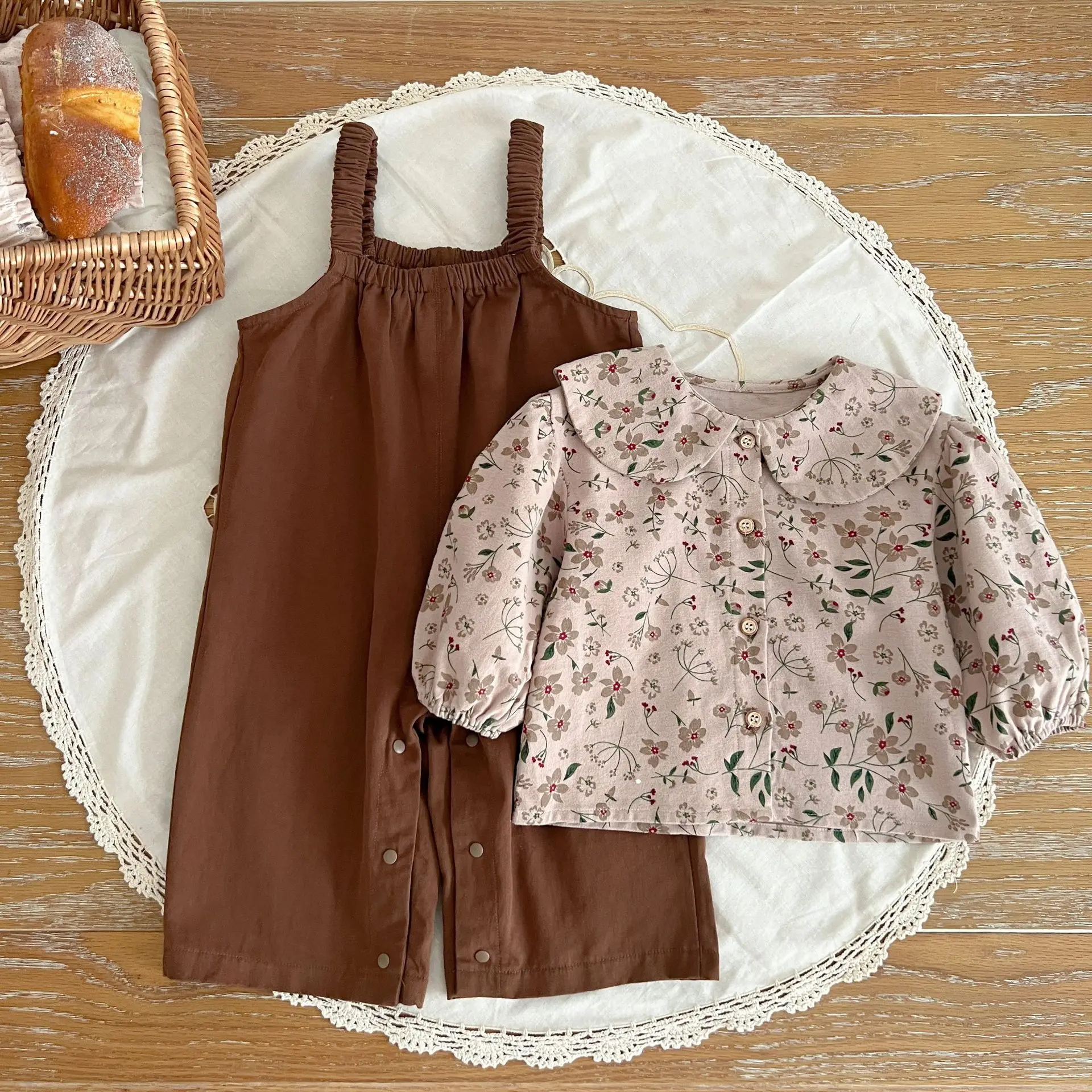 

Korean Baby Clothing Sets 2023 Autumn New Baby Girls Clothes Cotton Floral Shirt +Suspender Pants Toddler Kids Two Piece Set