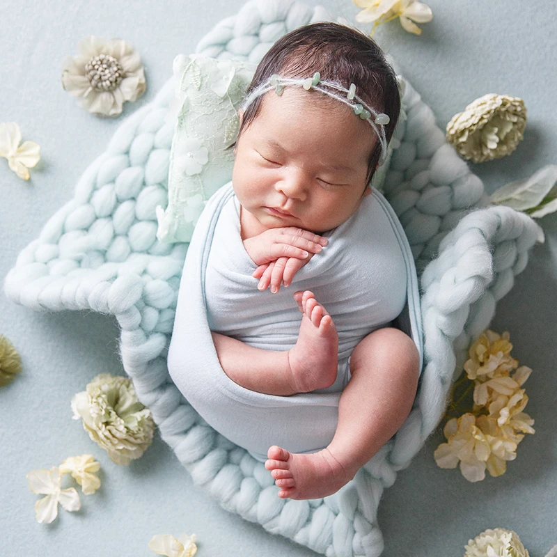 

Newborn Props for Photography Stretchable Elasticity Swaddle Wrap Headwear Lace Pillow 0-1 Month Baby Photo Props Wool Blanket
