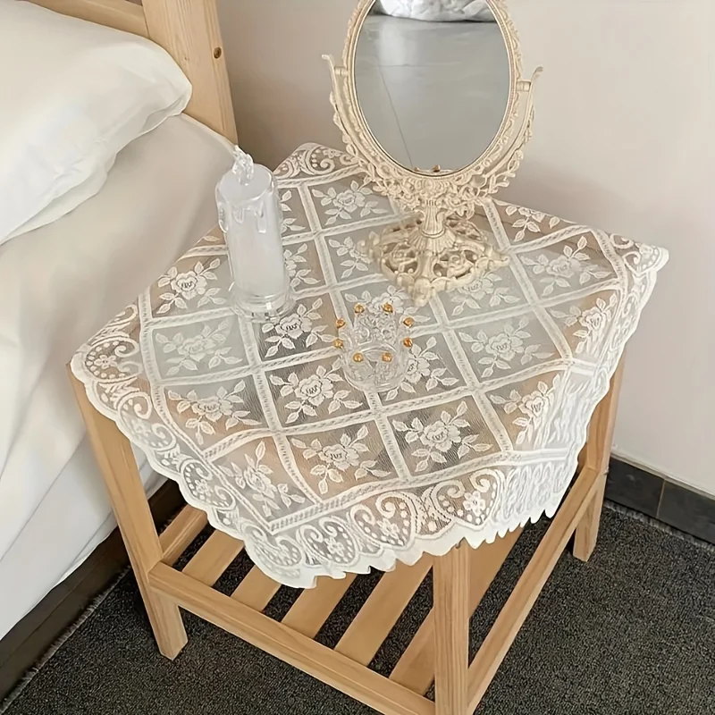 Napperon en Dentelle Blanche Florale - Style Vintage